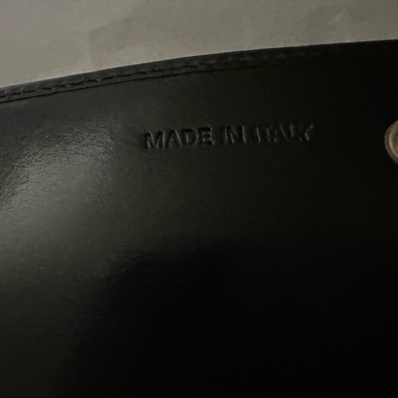 Prada Long Wallet in great condition please look at picture - Picture 3 of 15